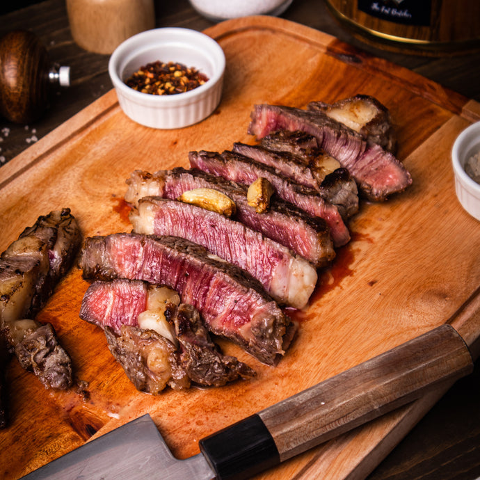 Steakhouse Secrets: How to Cook Steak Like a Pro at Home