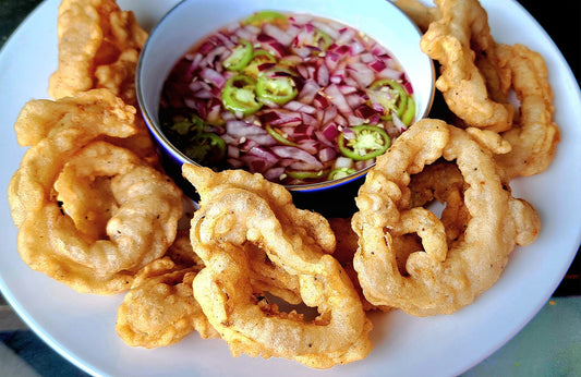 Spicy Calamares with Vinegar Dip: A Filipino Favorite Pulutan and Seafood Recipe